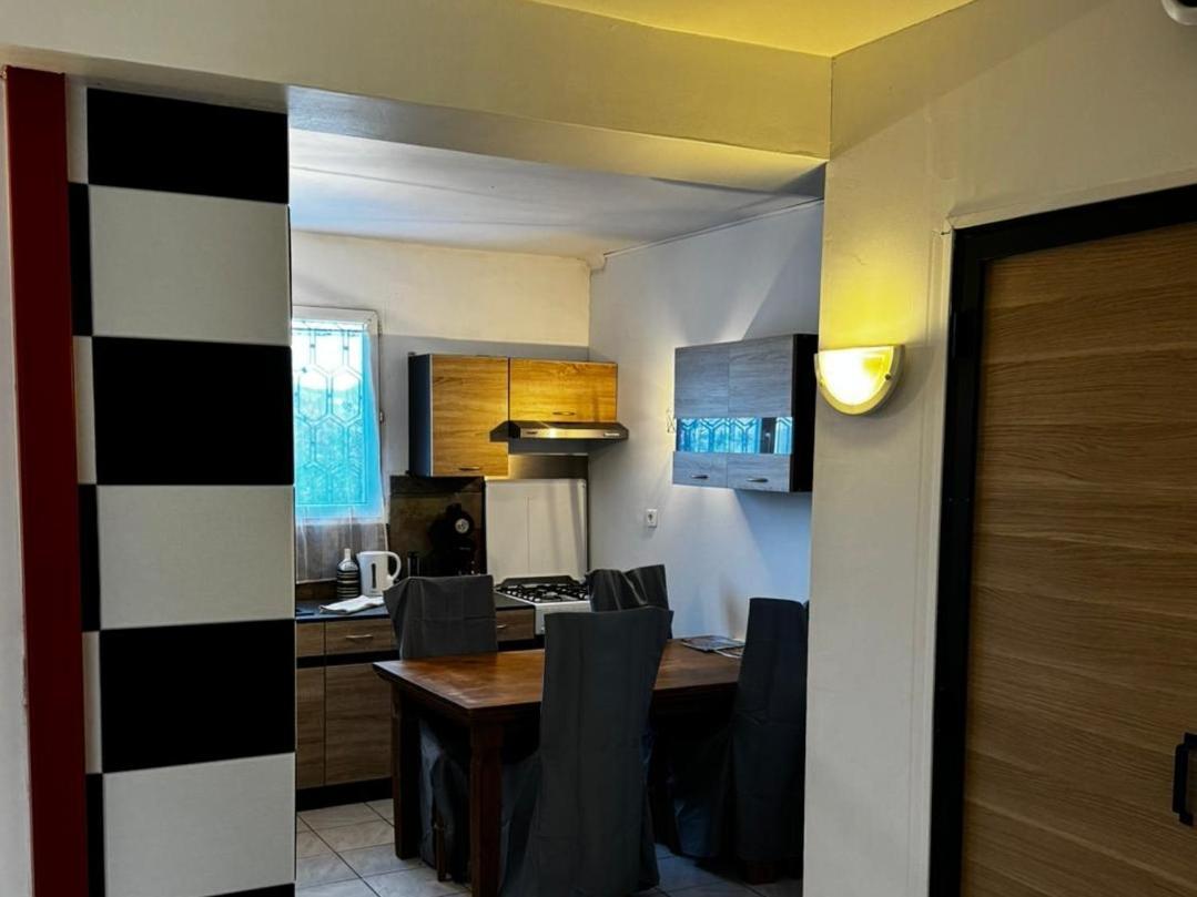 Reves De Vie Studio Avec Terrasse Le Figuerolles Cassis Zewnętrze zdjęcie